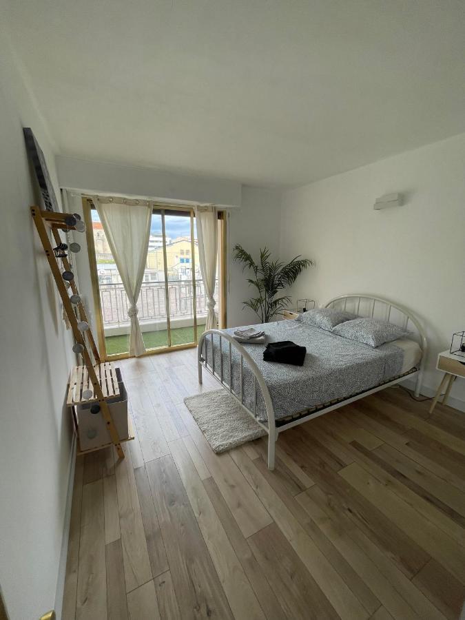 Comfortable Apartment With Parking - Antibes Riviera Ngoại thất bức ảnh