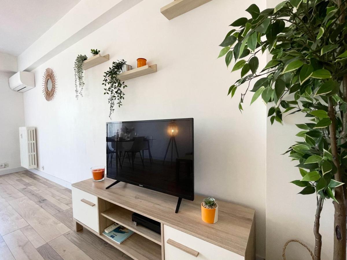 Comfortable Apartment With Parking - Antibes Riviera Ngoại thất bức ảnh
