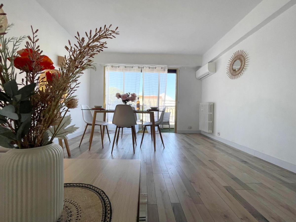 Comfortable Apartment With Parking - Antibes Riviera Ngoại thất bức ảnh