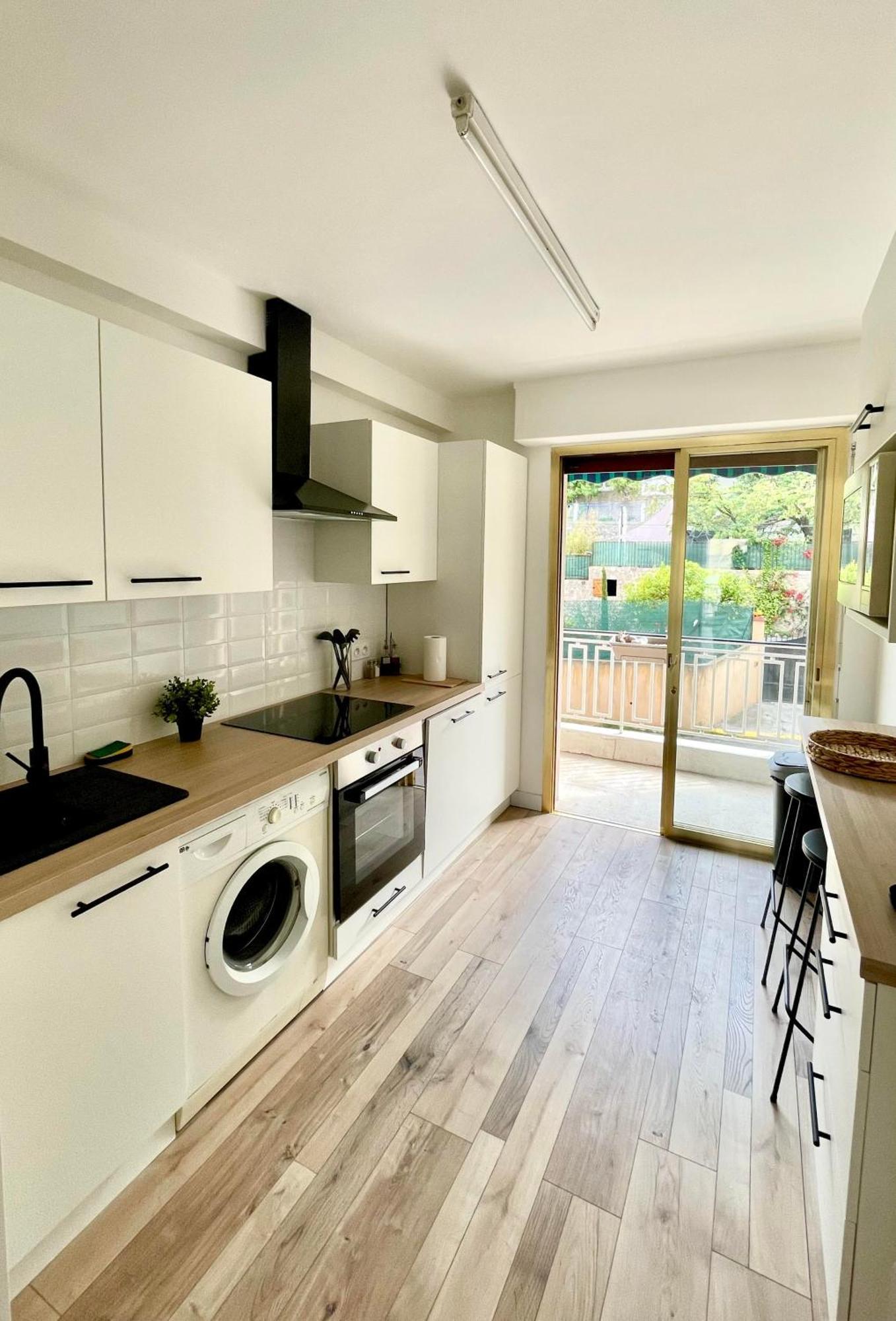 Comfortable Apartment With Parking - Antibes Riviera Ngoại thất bức ảnh